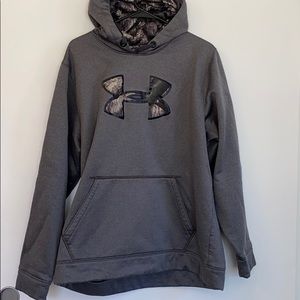Men’s XL Under Armor Hoodie